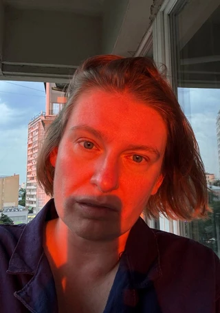 Маша Попова